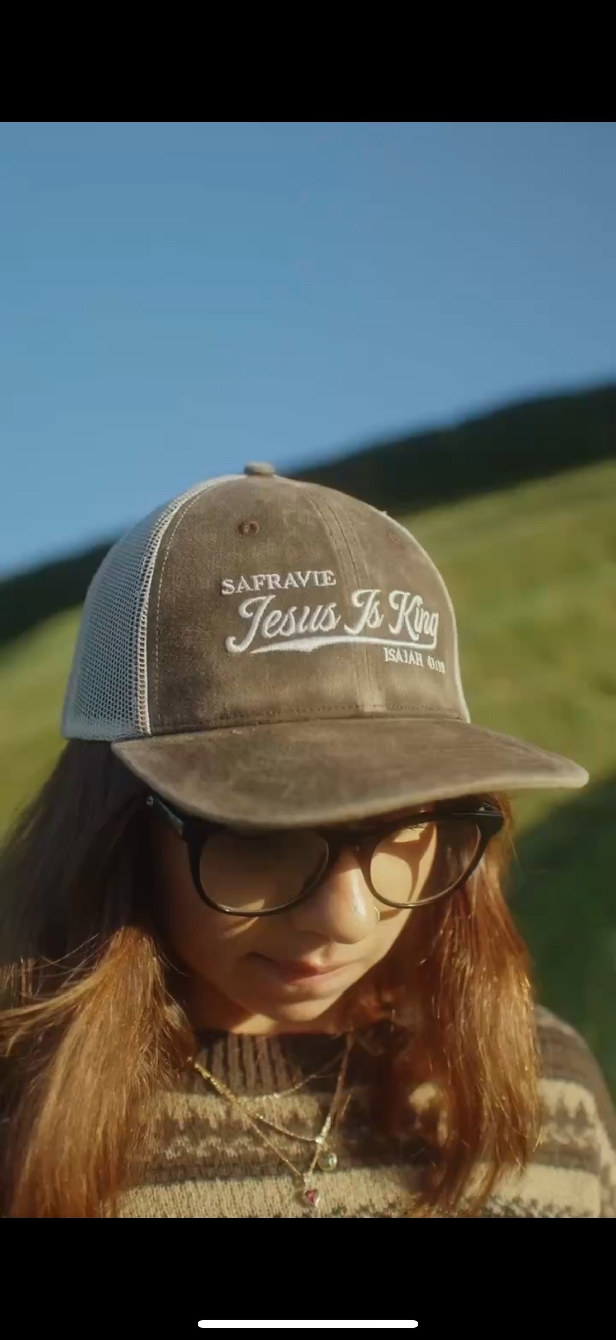 'Jesus Is King' Brown Trucker Hat